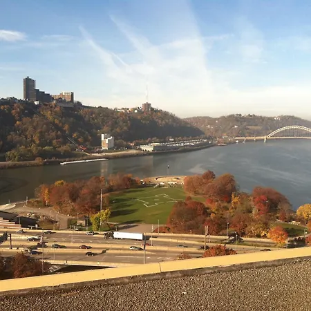 Wyndham Grand Pittsburgh