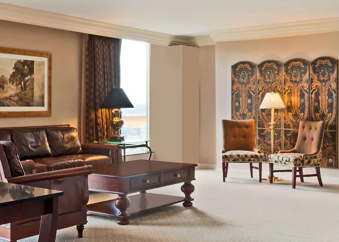 Wyndham Grand Hotel