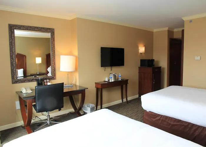 Hotel Wyndham Grand 4*