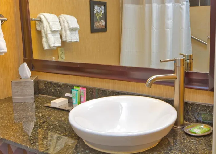Wyndham Grand Hotel 4*