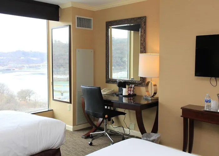Wyndham Grand 4*