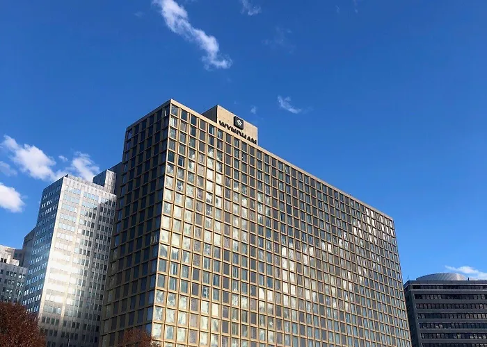Wyndham Grand 4*